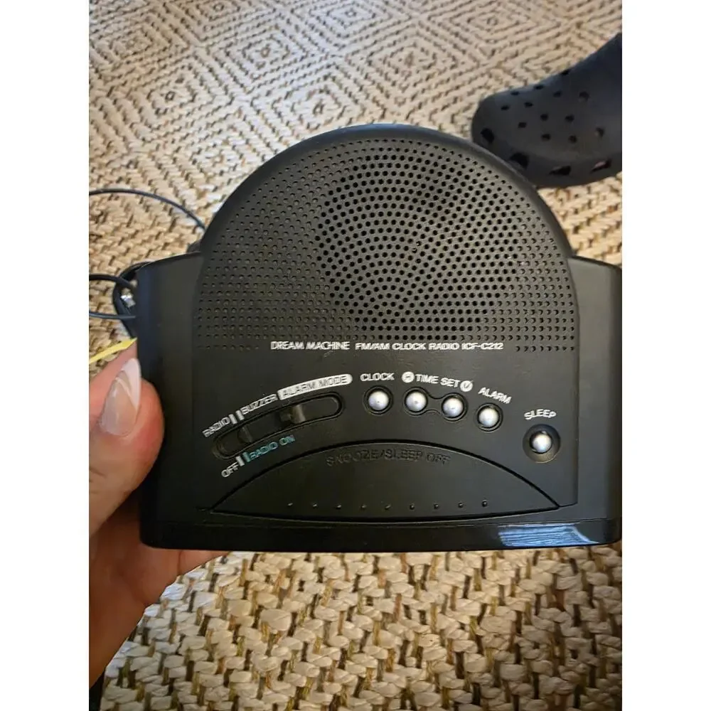 Sony Dream Machine ICF-C218‎ AM FM Digital Alarm Clock Radio Black C1
